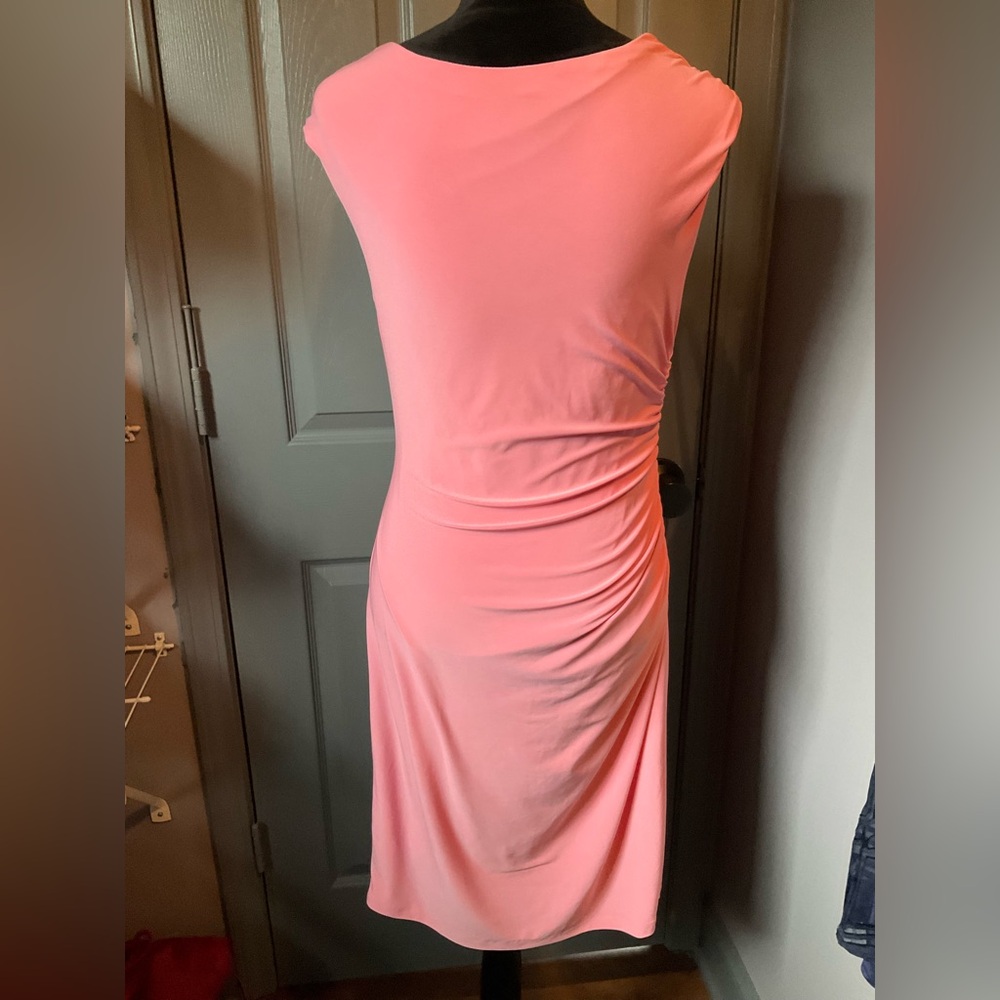 Sharagano size 6 pink dress with ruching and cap sleeves - Picture 2 of 4